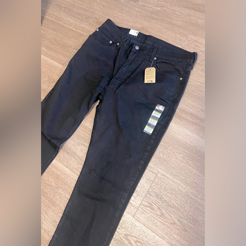 Menβs Drk Blue Levi Jeans